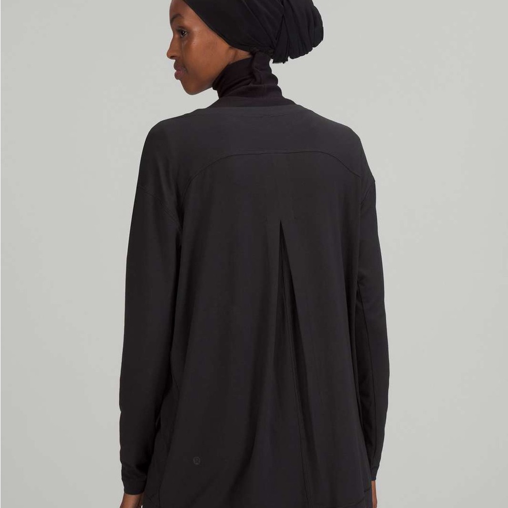 Lululemon Modal Pleated Back Long Sleeve Shirt
Black